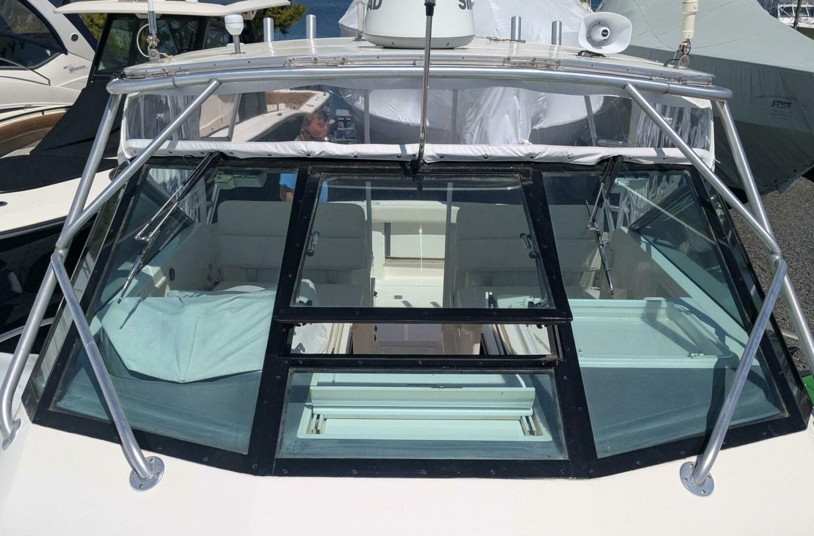 1995 Tiara Yachts 29 Open — photo 21