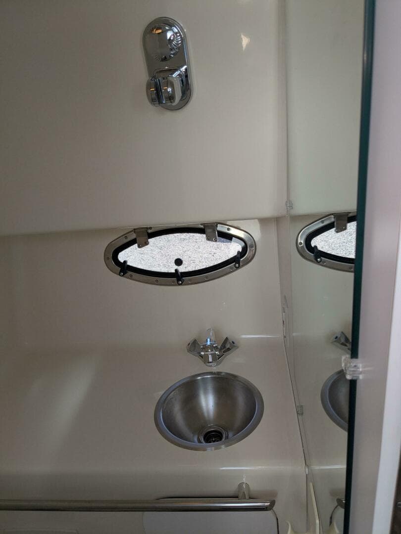 1995 Tiara Yachts 29 Open — photo 32