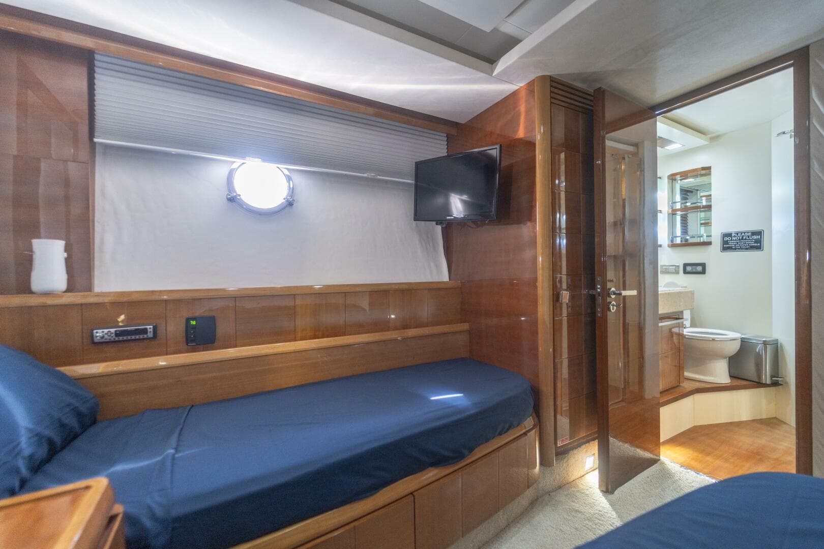 2008 Azimut 75 — photo 109