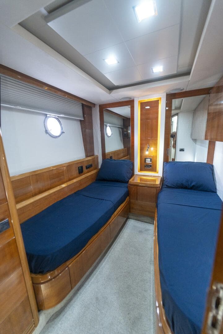 2008 Azimut 75 — photo 111