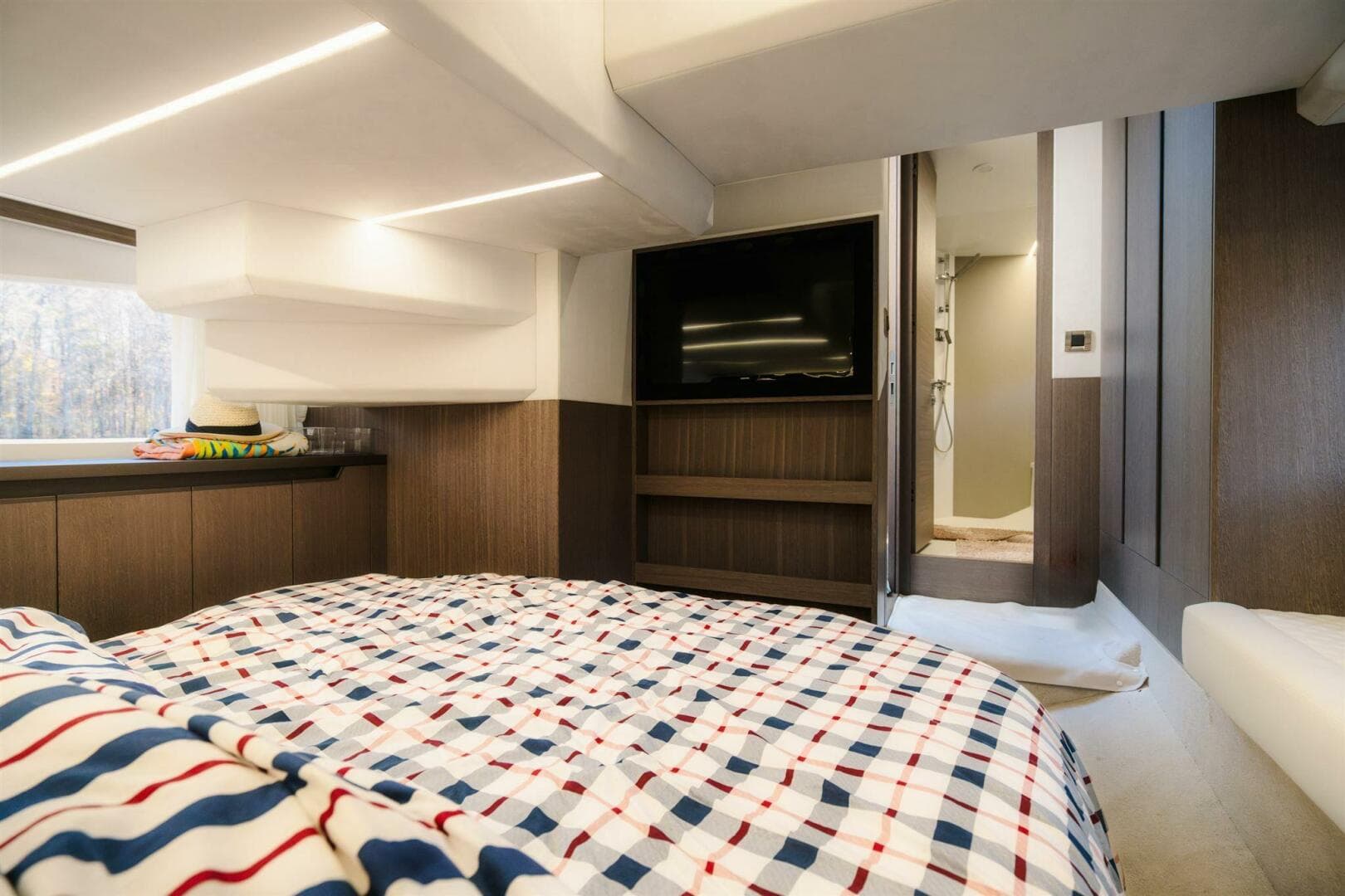 2023 Galeon 425 Hts — photo 12