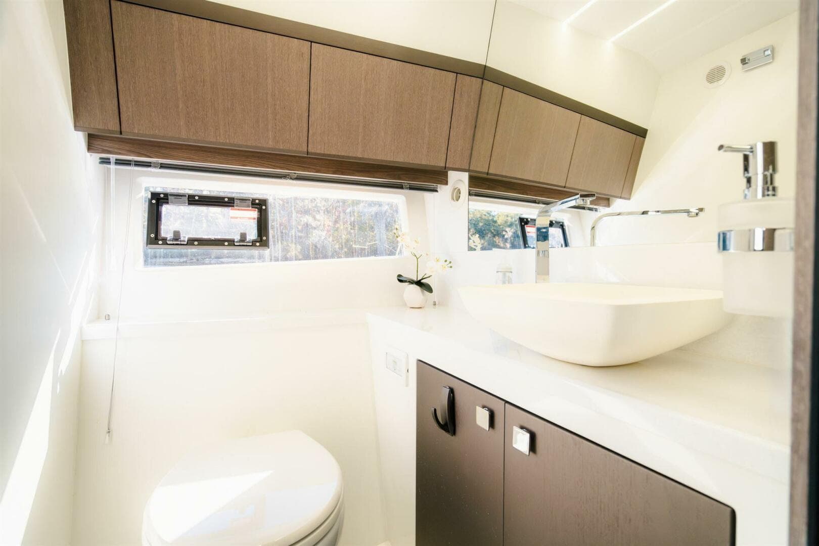 2023 Galeon 425 Hts — photo 18