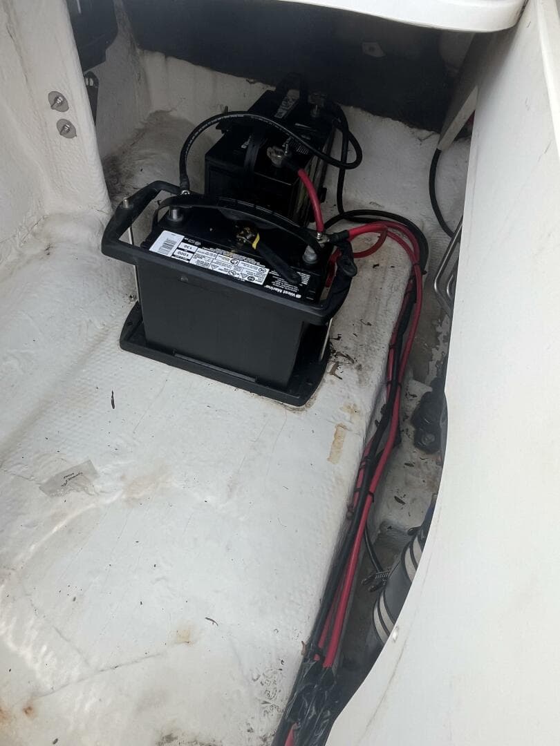 2011 Regal 2300 — photo 21