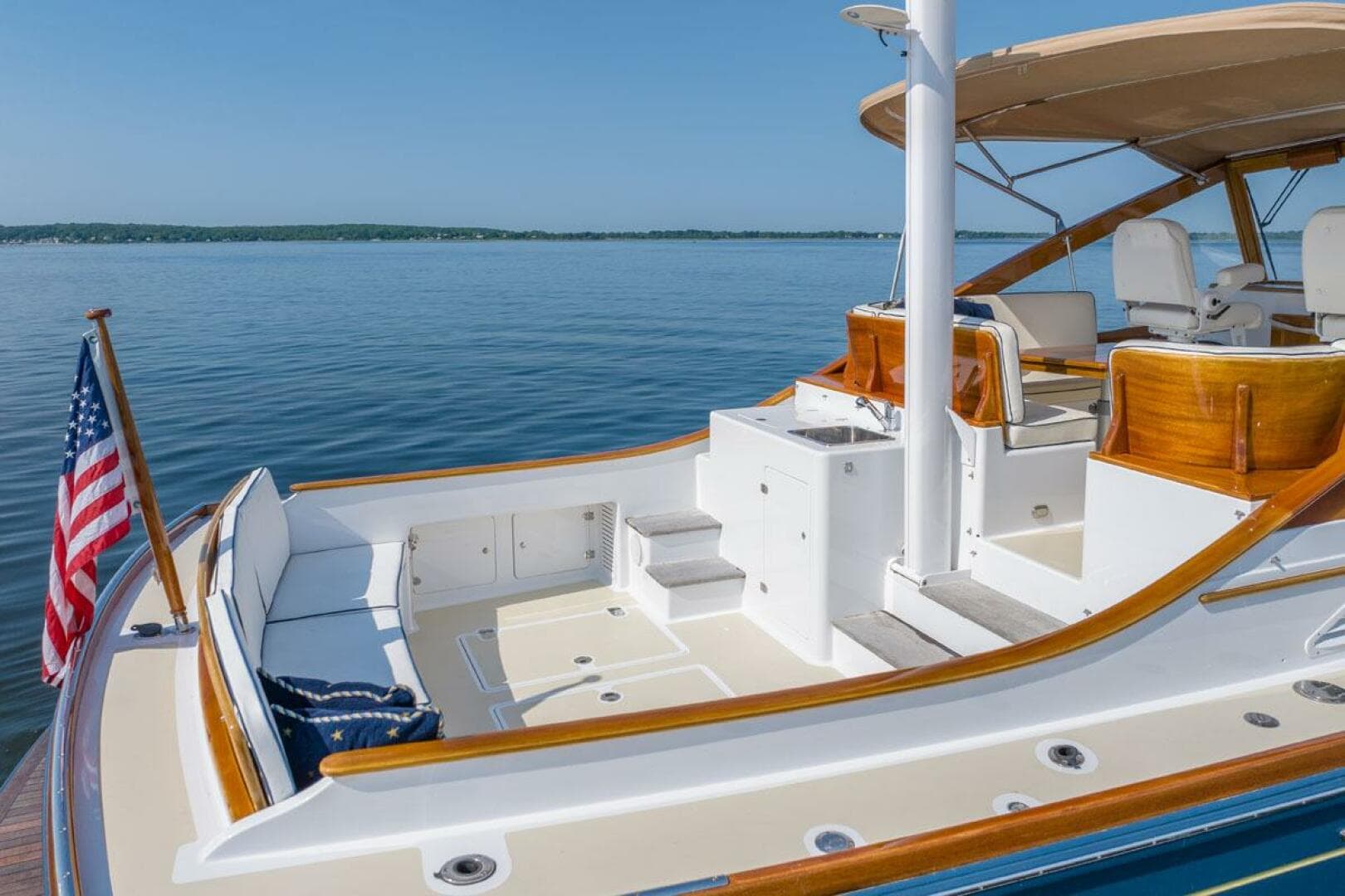 2000 Morris Wolf Class 44 — photo 11