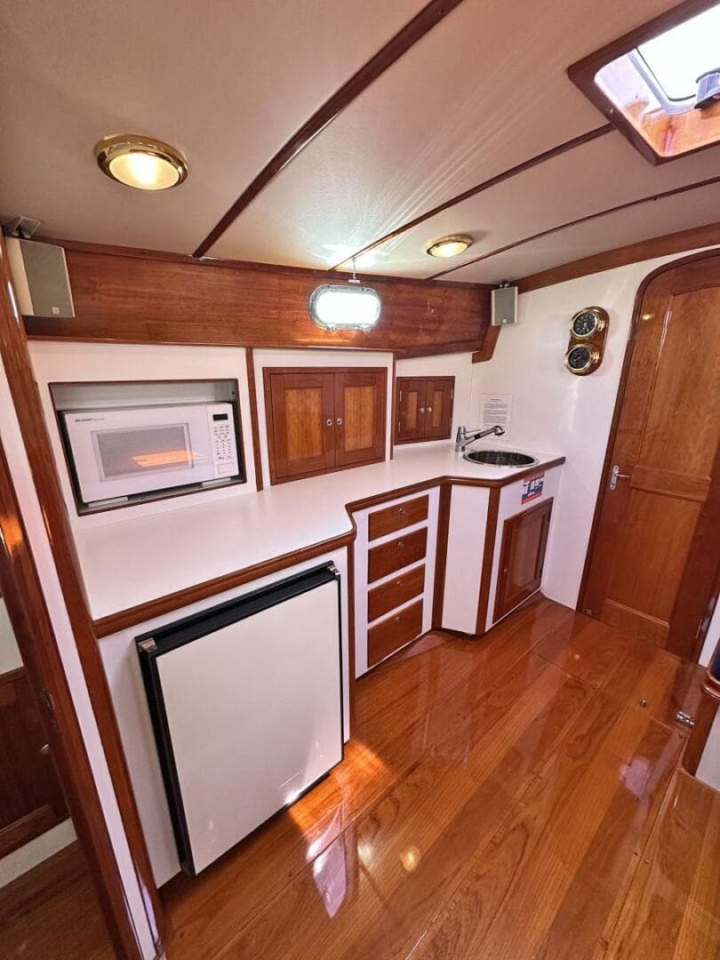 2000 Morris Wolf Class 44 — photo 23