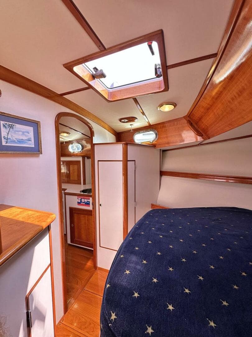 2000 Morris Wolf Class 44 — photo 28