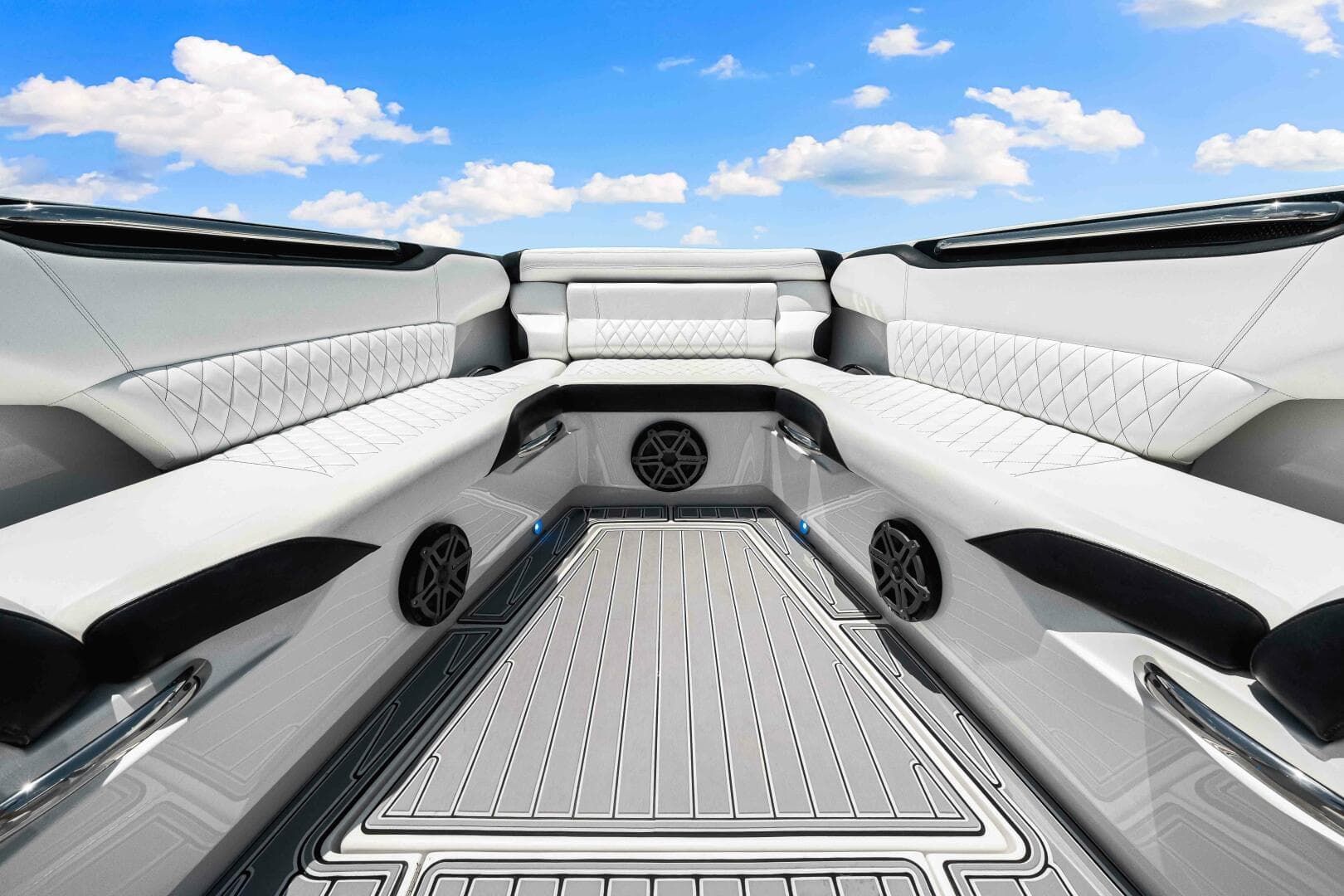 2017 Nor-Tech 450 SS — photo 24