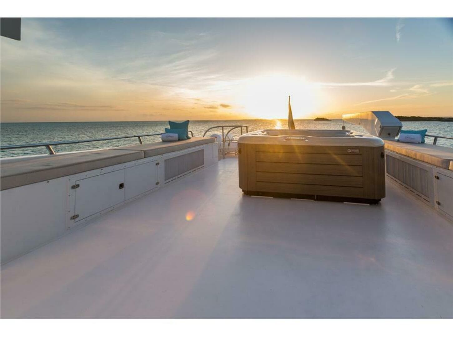 1995 Westport - Crescent Semi-Displacement — photo 17