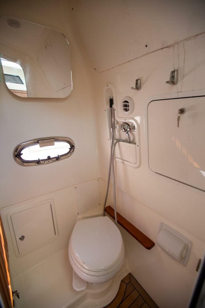 2023 Boston Whaler 380 Outrage — photo 15