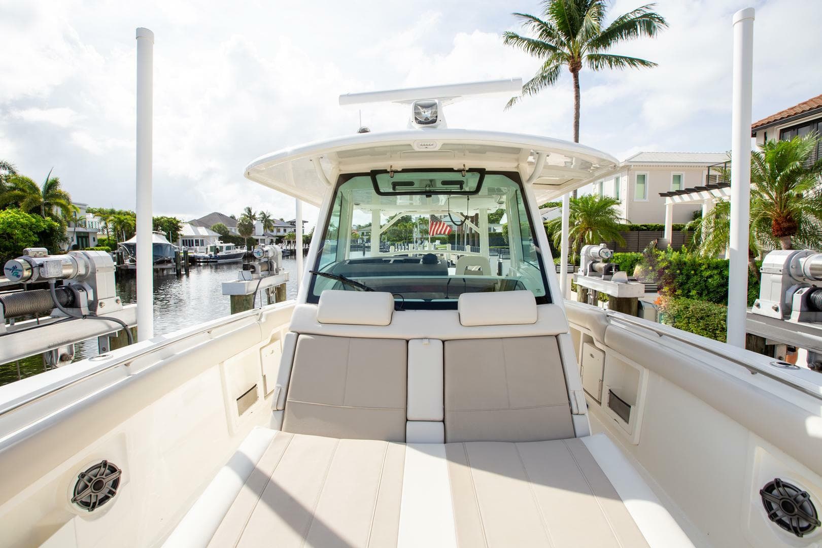 2023 Boston Whaler 380 Outrage — photo 17