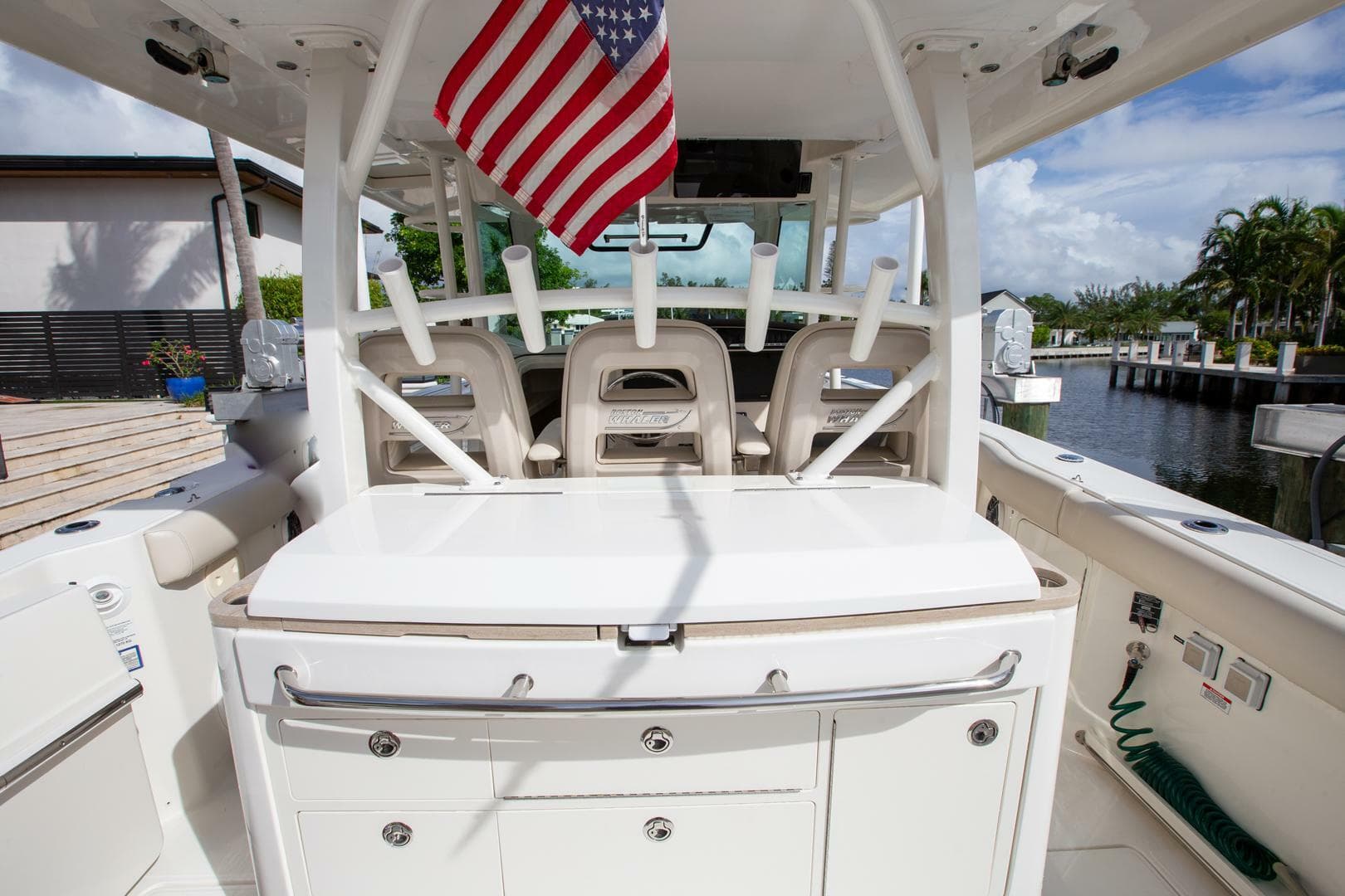 2023 Boston Whaler 380 Outrage — photo 6