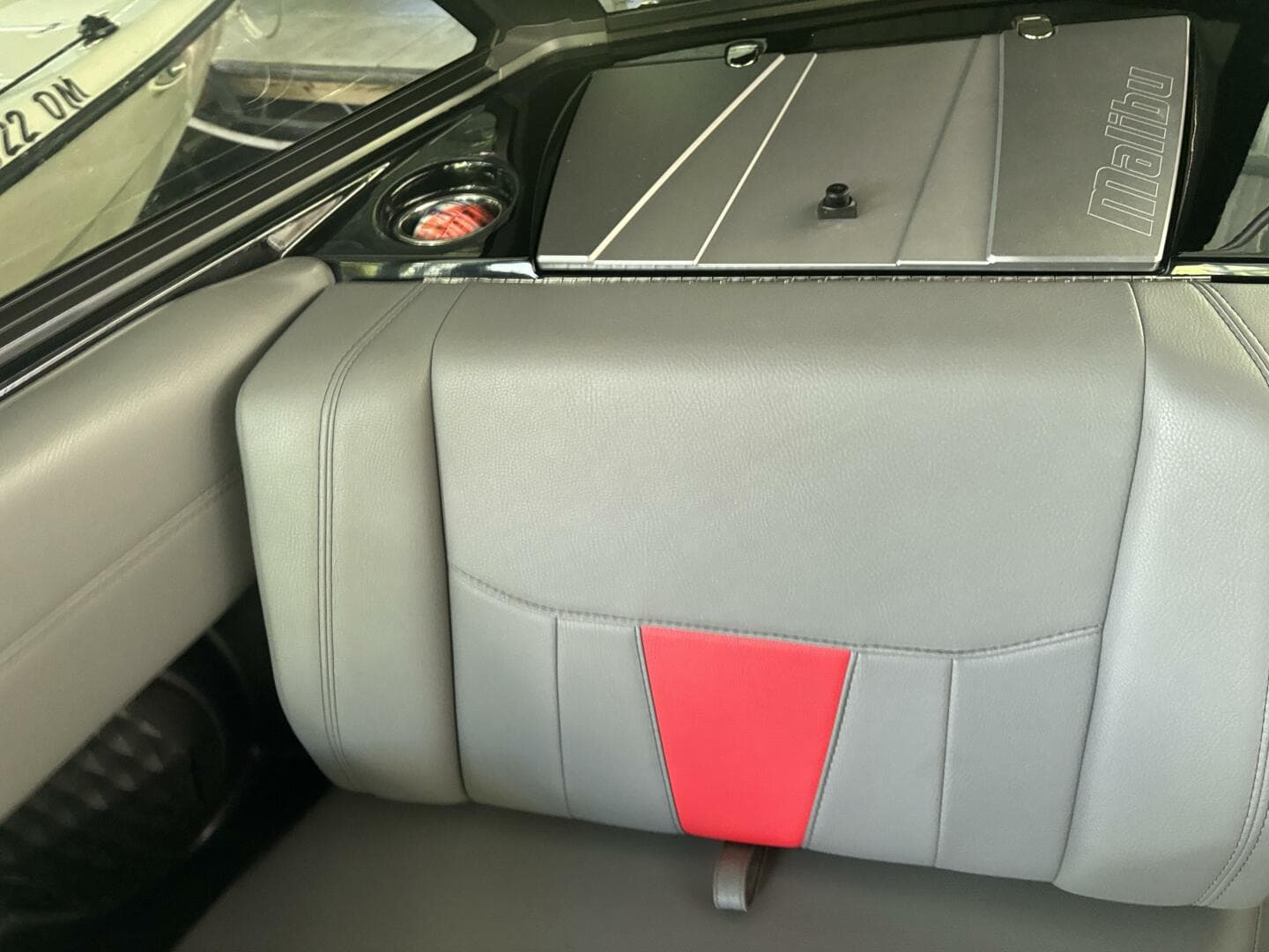 2022 Malibu 23 Lsv — photo 37