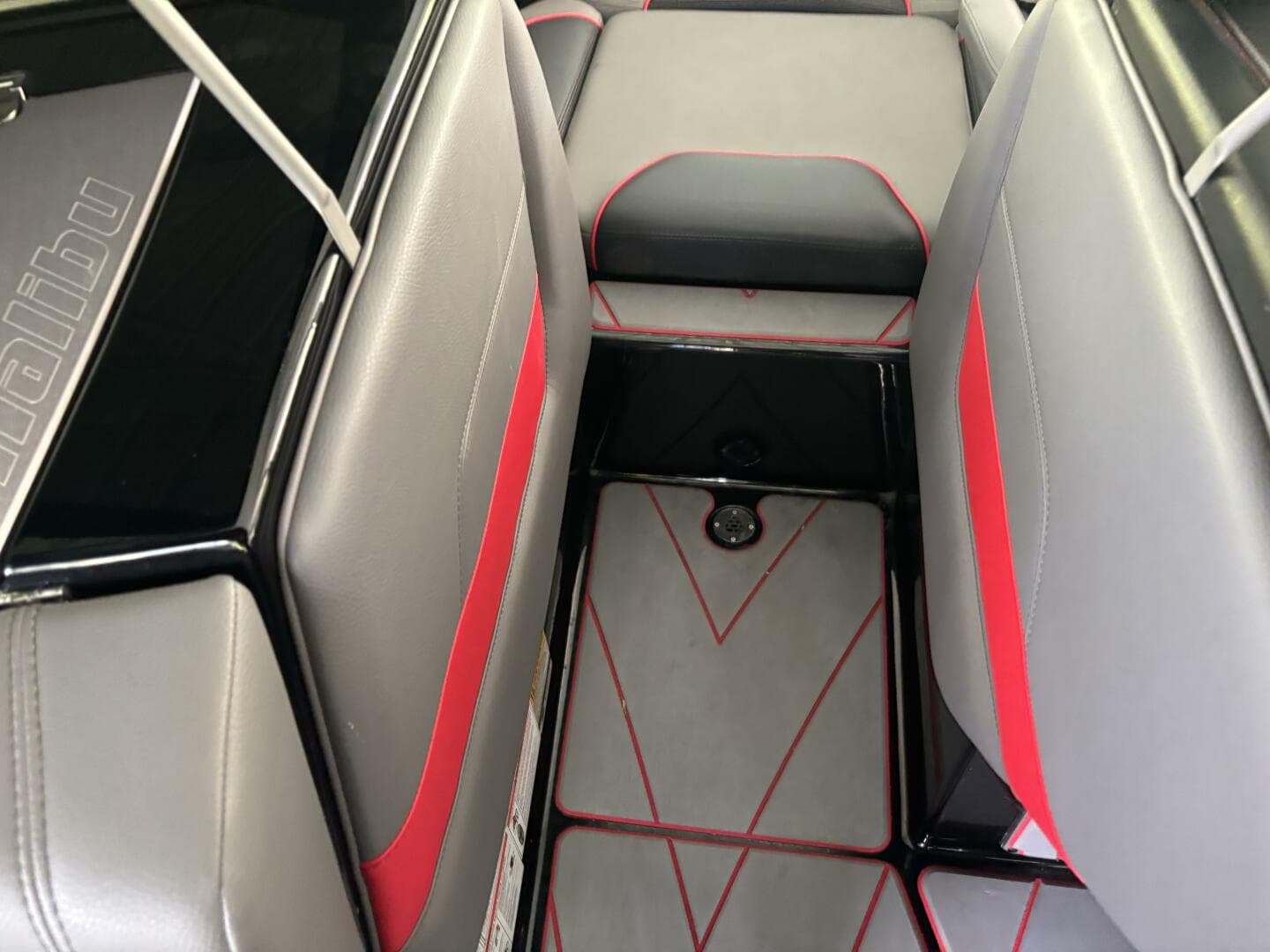 2022 Malibu 23 Lsv — photo 61