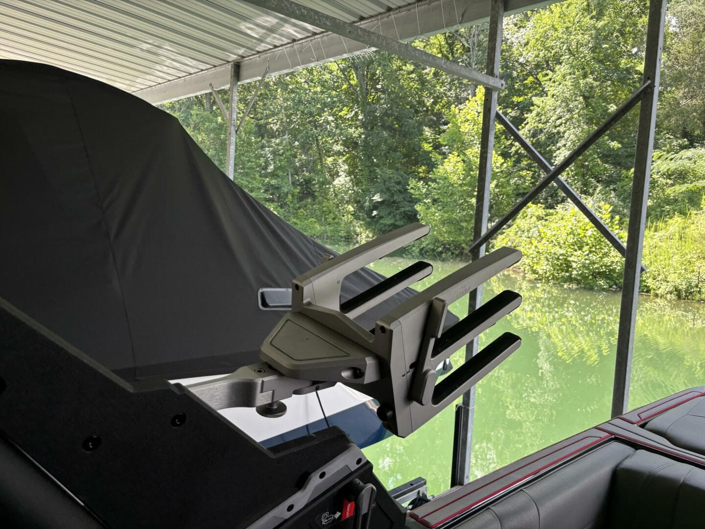 2022 Malibu 23 Lsv — photo 42