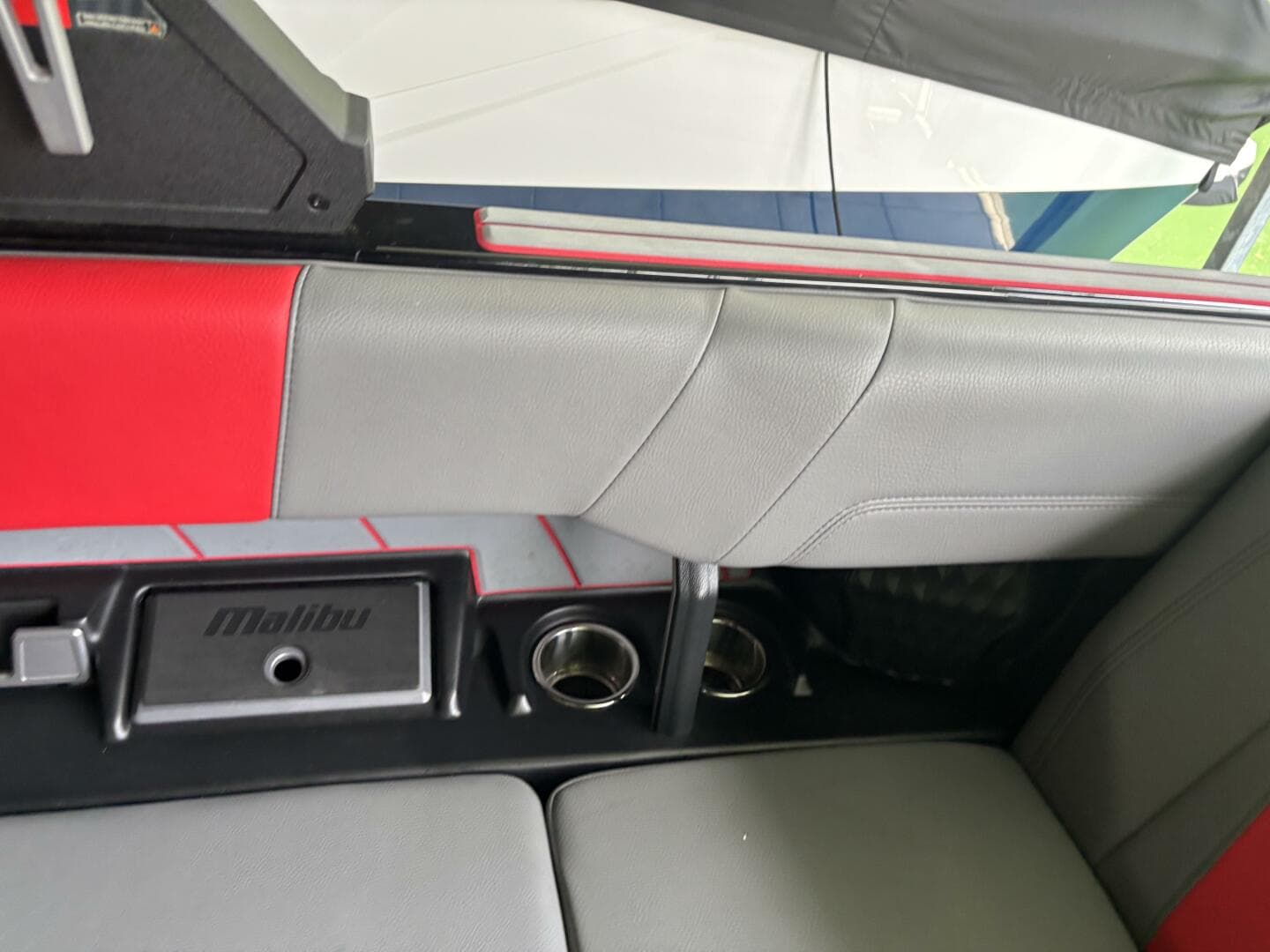 2022 Malibu 23 Lsv — photo 15