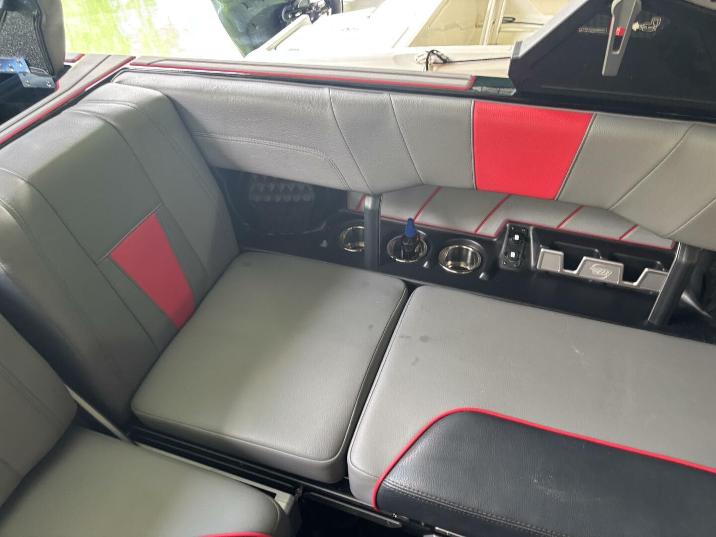 2022 Malibu 23 Lsv — photo 50