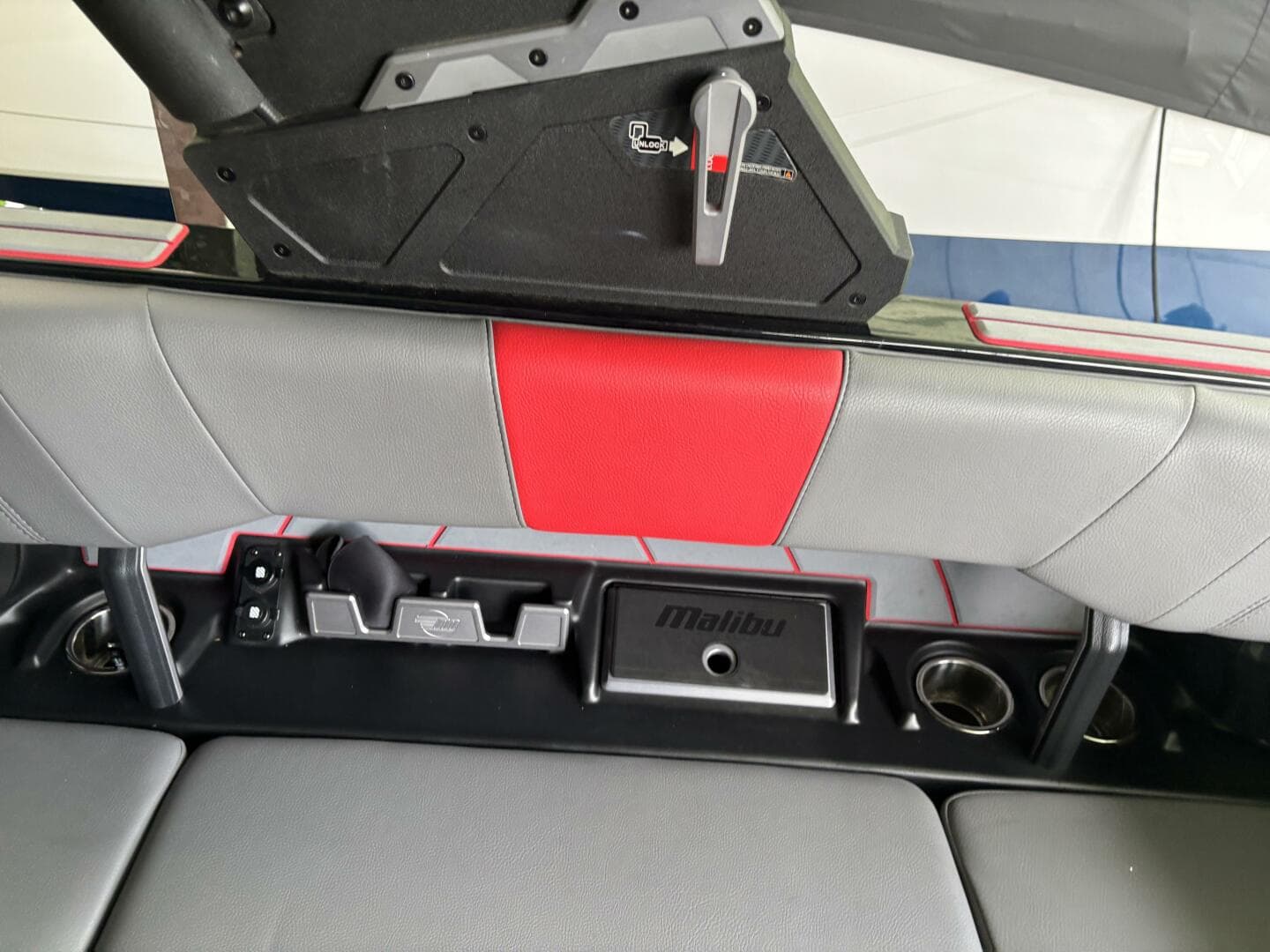 2022 Malibu 23 Lsv — photo 18