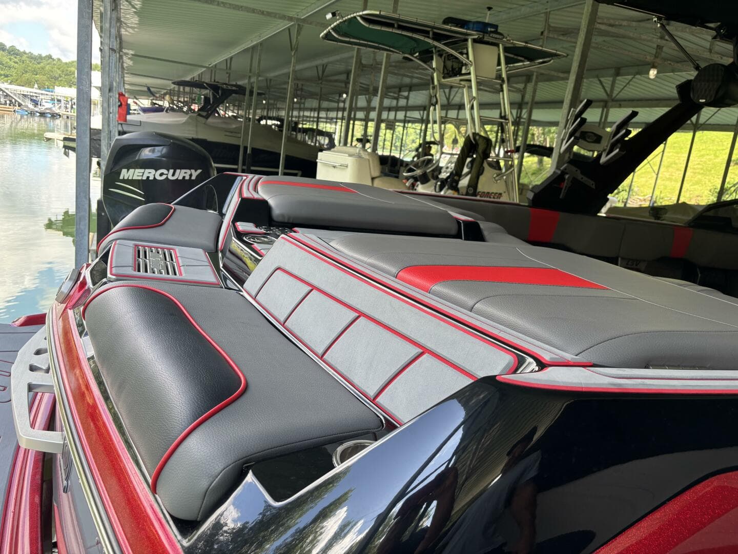 2022 Malibu 23 Lsv — photo 89