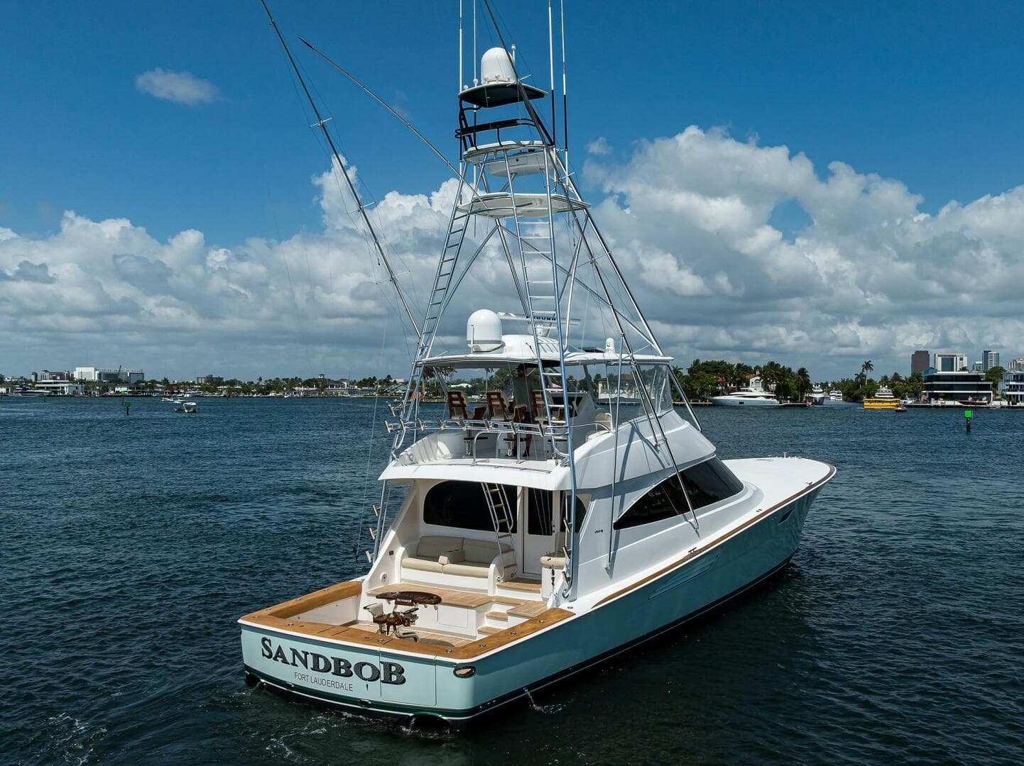 2021 Viking 72 Convertible — photo 46