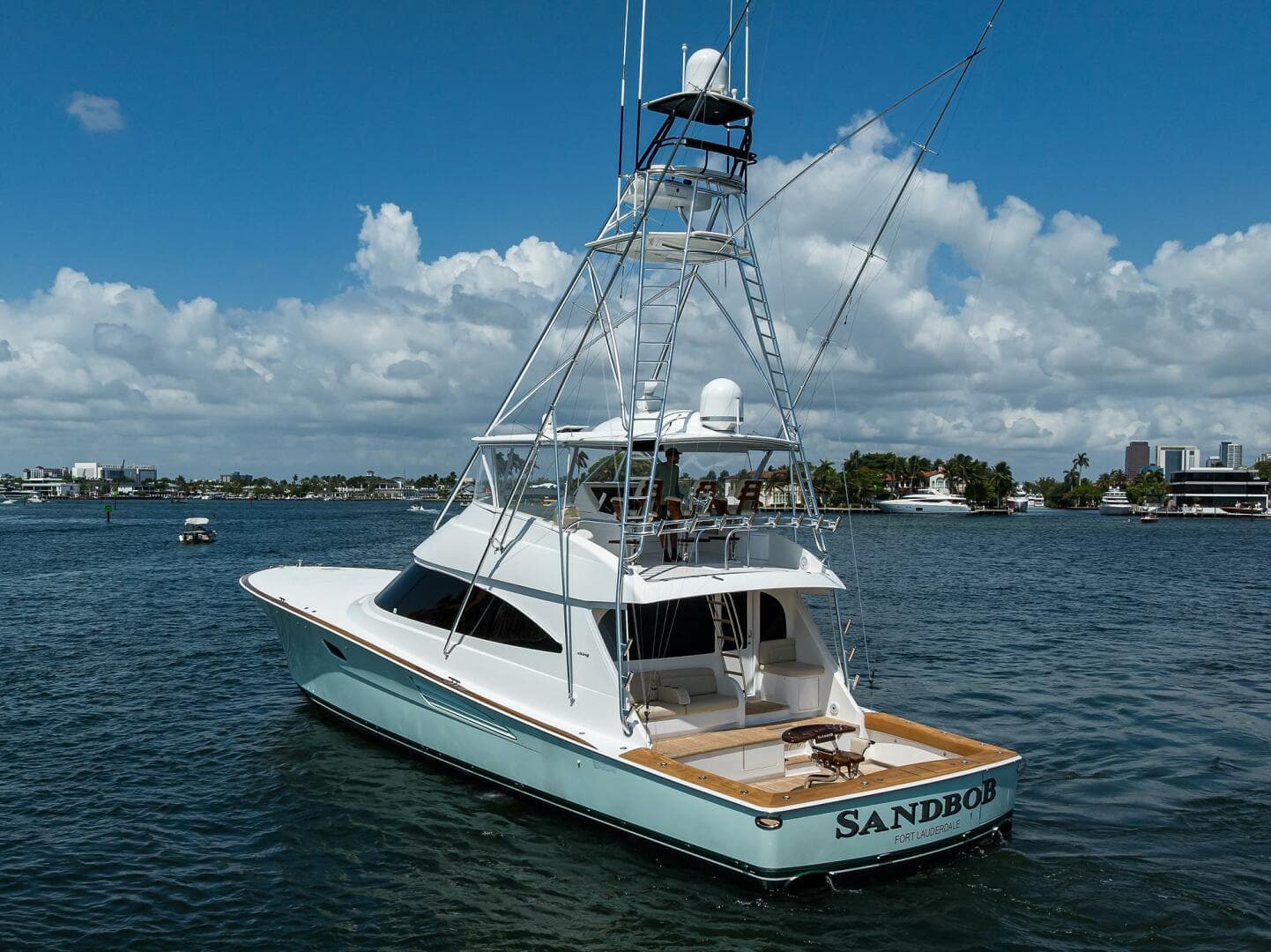 2021 Viking 72 Convertible — photo 47