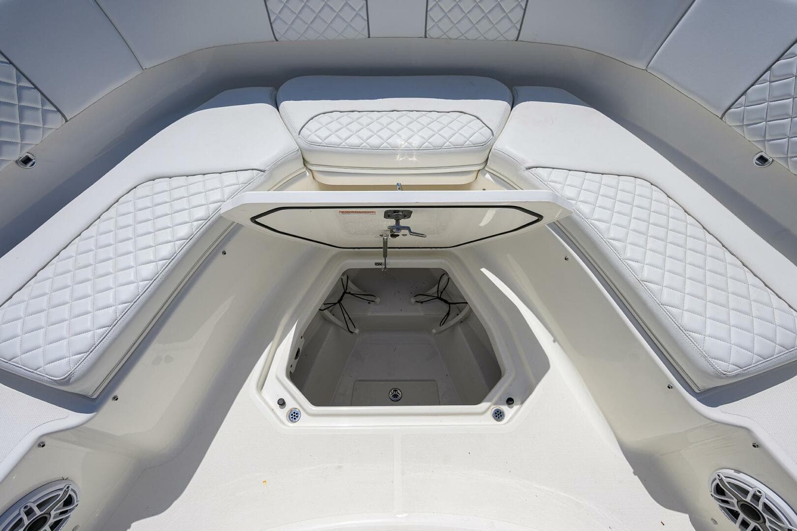 2021 Pursuit S 378 Sport — photo 19