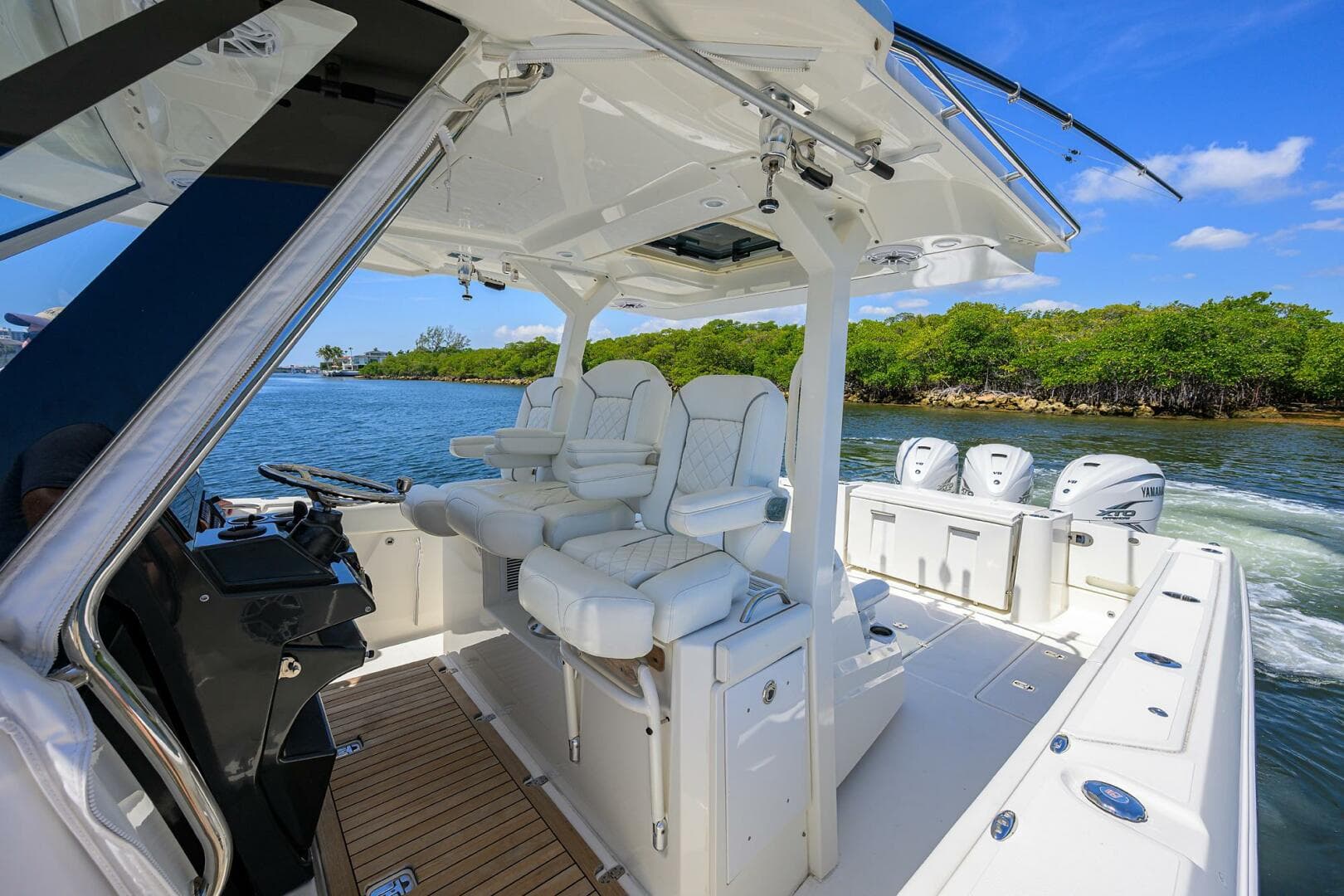 2021 Pursuit S 378 Sport — photo 11