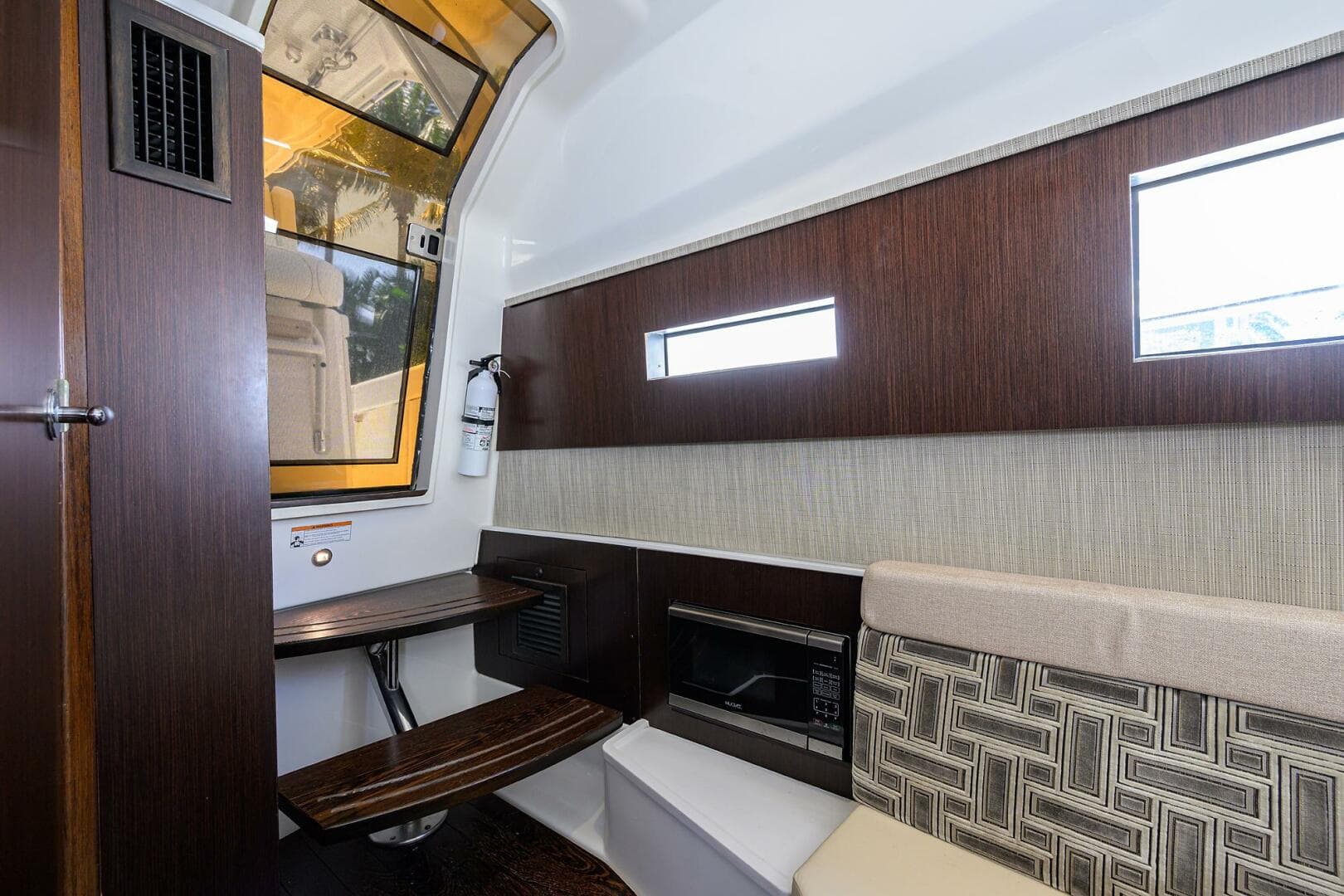 2021 Pursuit S 378 Sport — photo 4