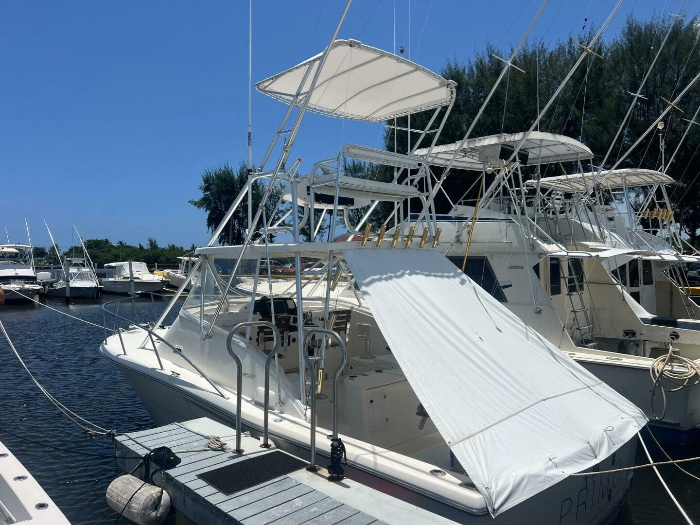 1997 Pursuit 3000 Offshore Express — photo 3