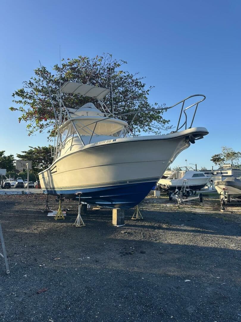 1997 Pursuit 3000 Offshore Express — photo 20