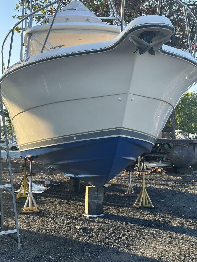 1997 Pursuit 3000 Offshore Express — photo 21