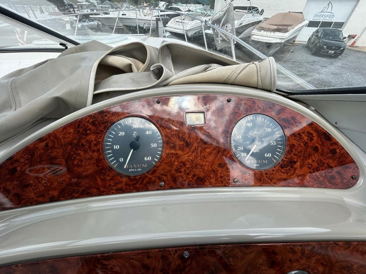 1998 Maxum 2800 SCR — photo 17