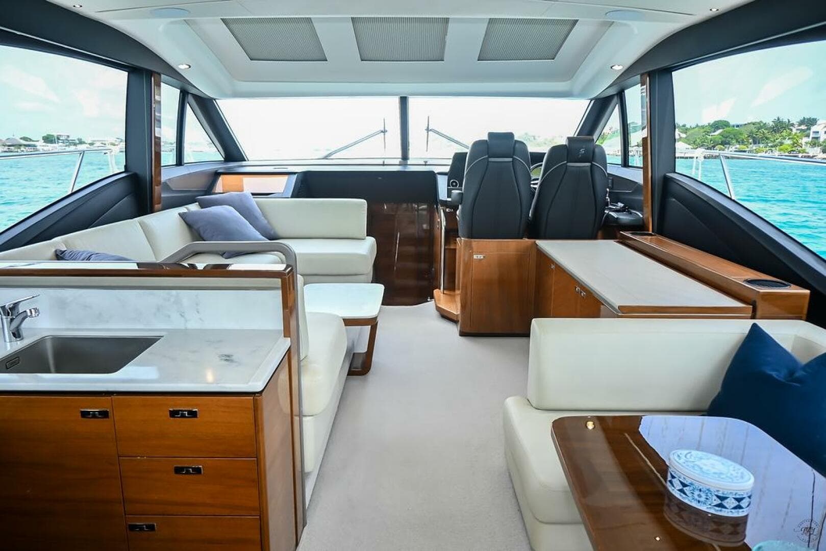 2021 Princess S62 — photo 11