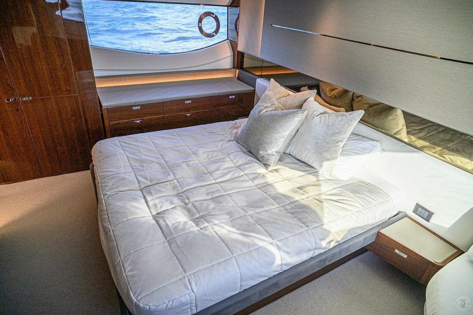 2021 Princess S62 — photo 43