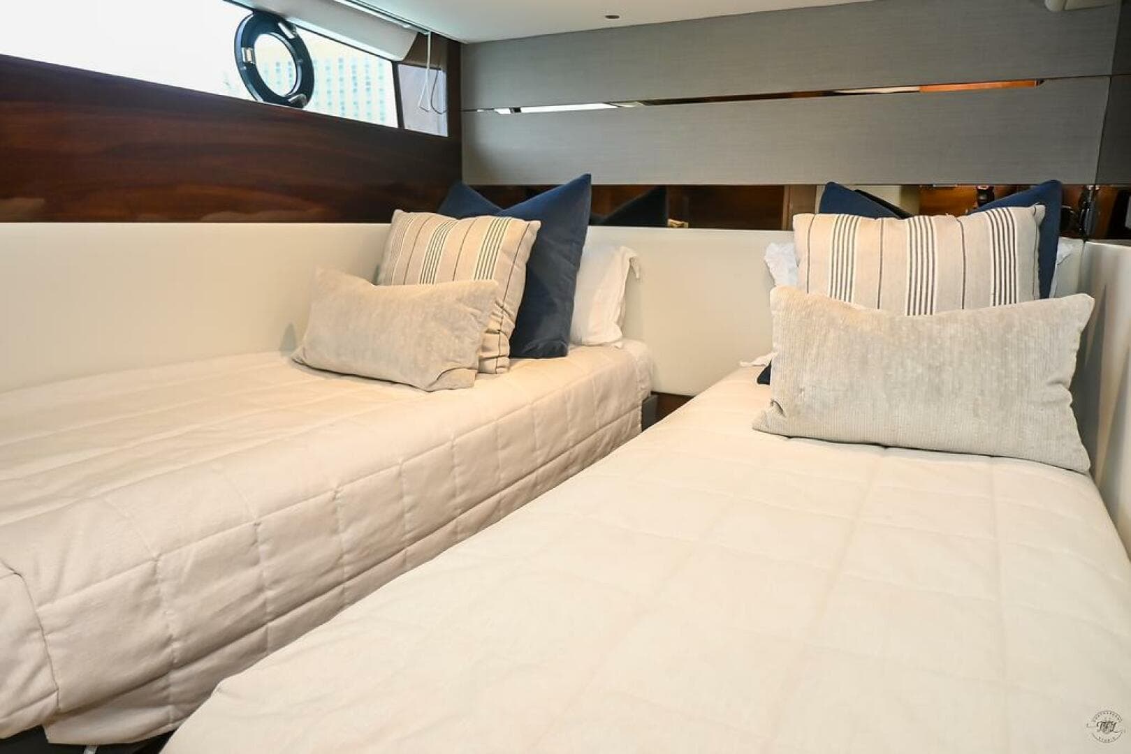 2021 Princess S62 — photo 41