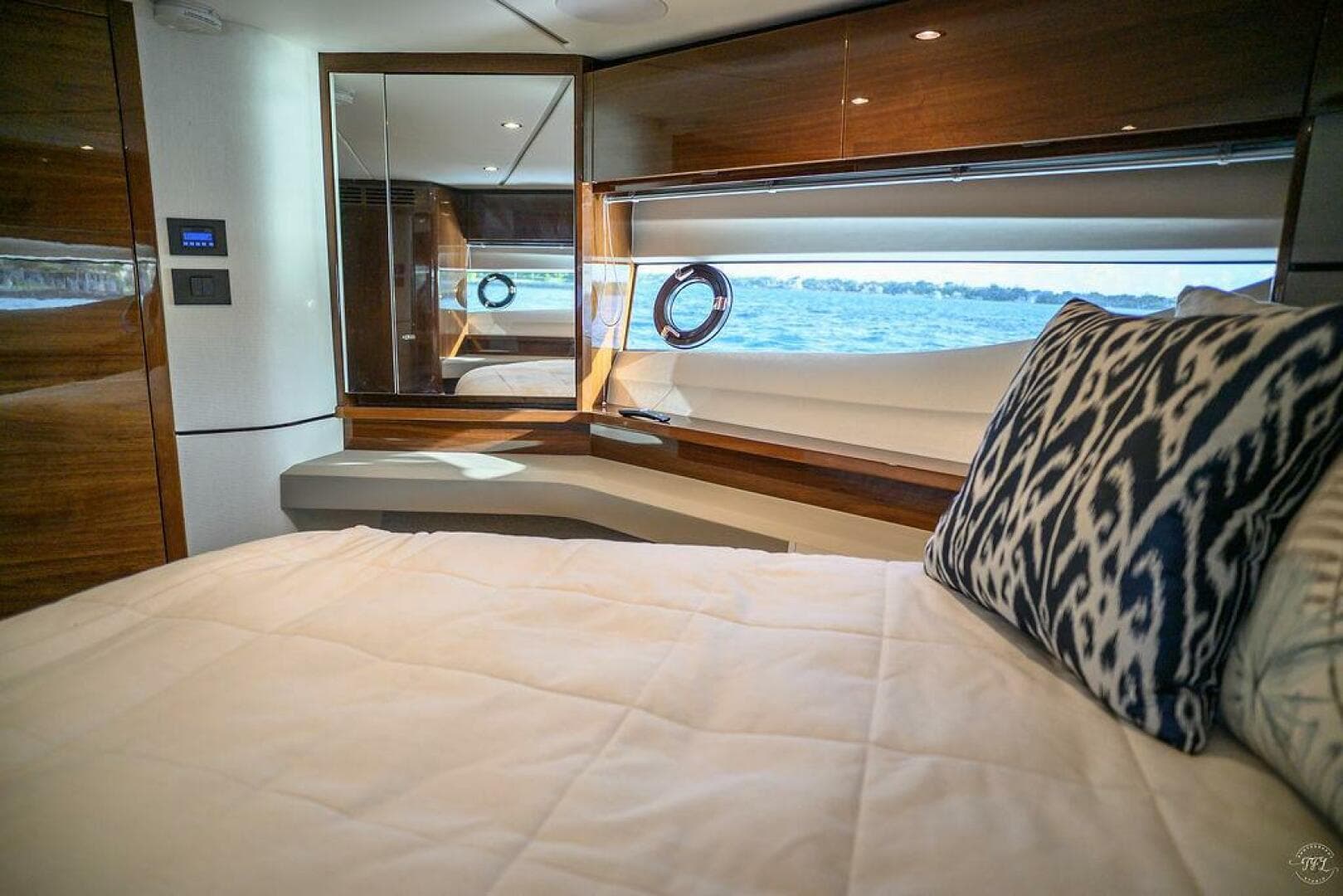 2021 Princess S62 — photo 36