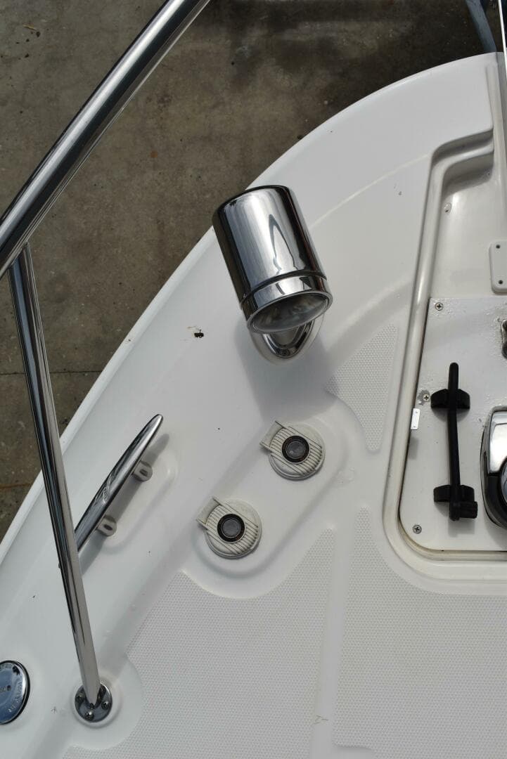 2011 Sea Ray 310 Sundancer — photo 30