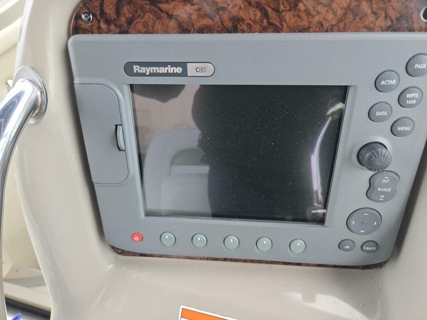 2006 Sea Ray 320 Sundancer — photo 15