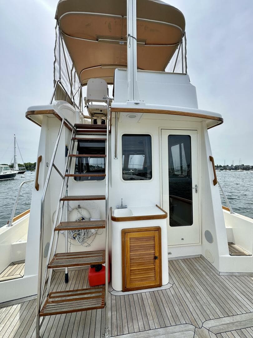 2002 Sabreline 36 Flybridge — photo 27