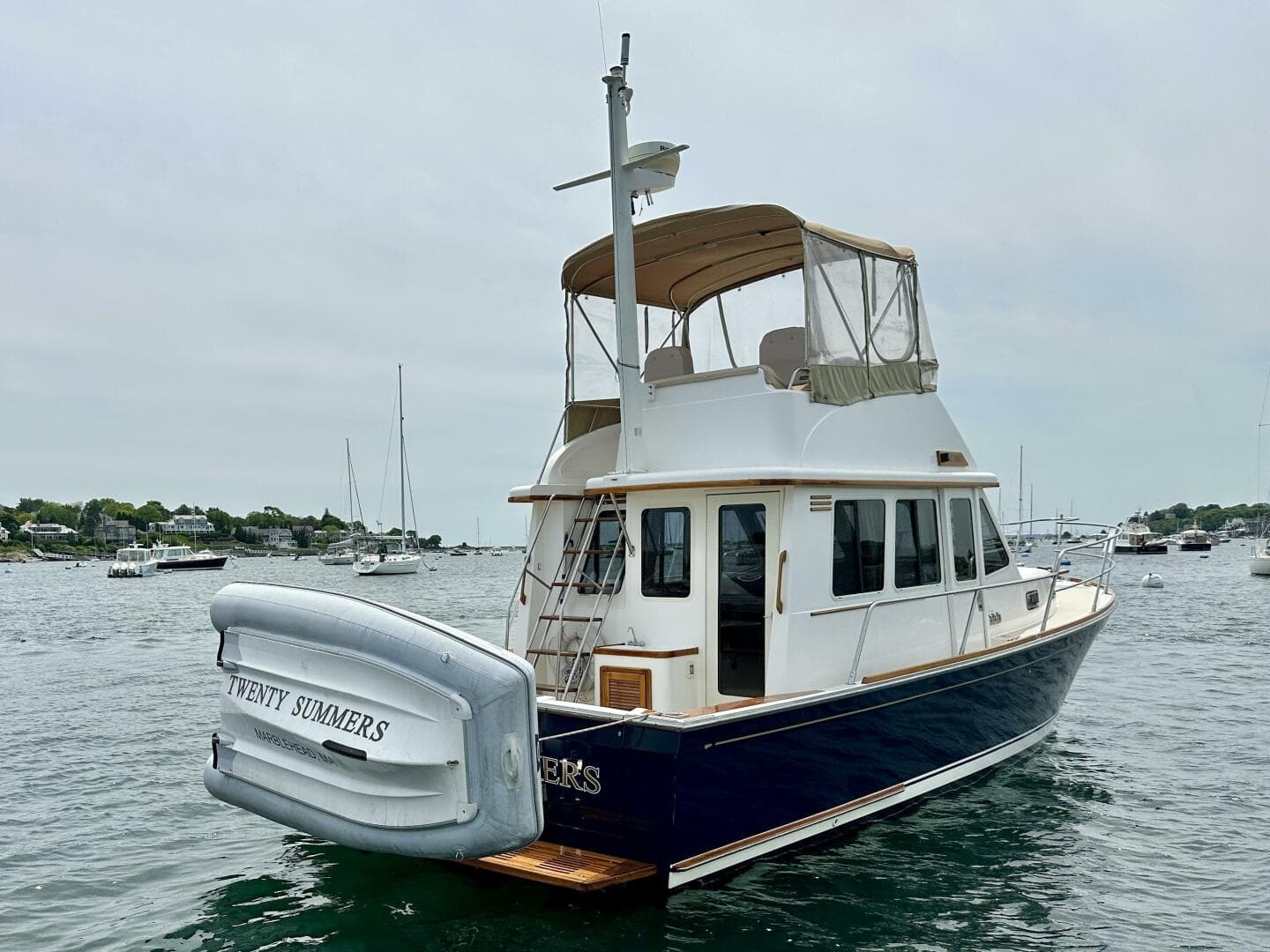 2002 Sabreline 36 Flybridge — photo 4