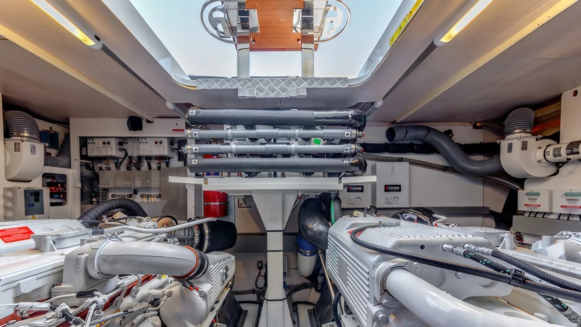 2018 Prestige — photo 16