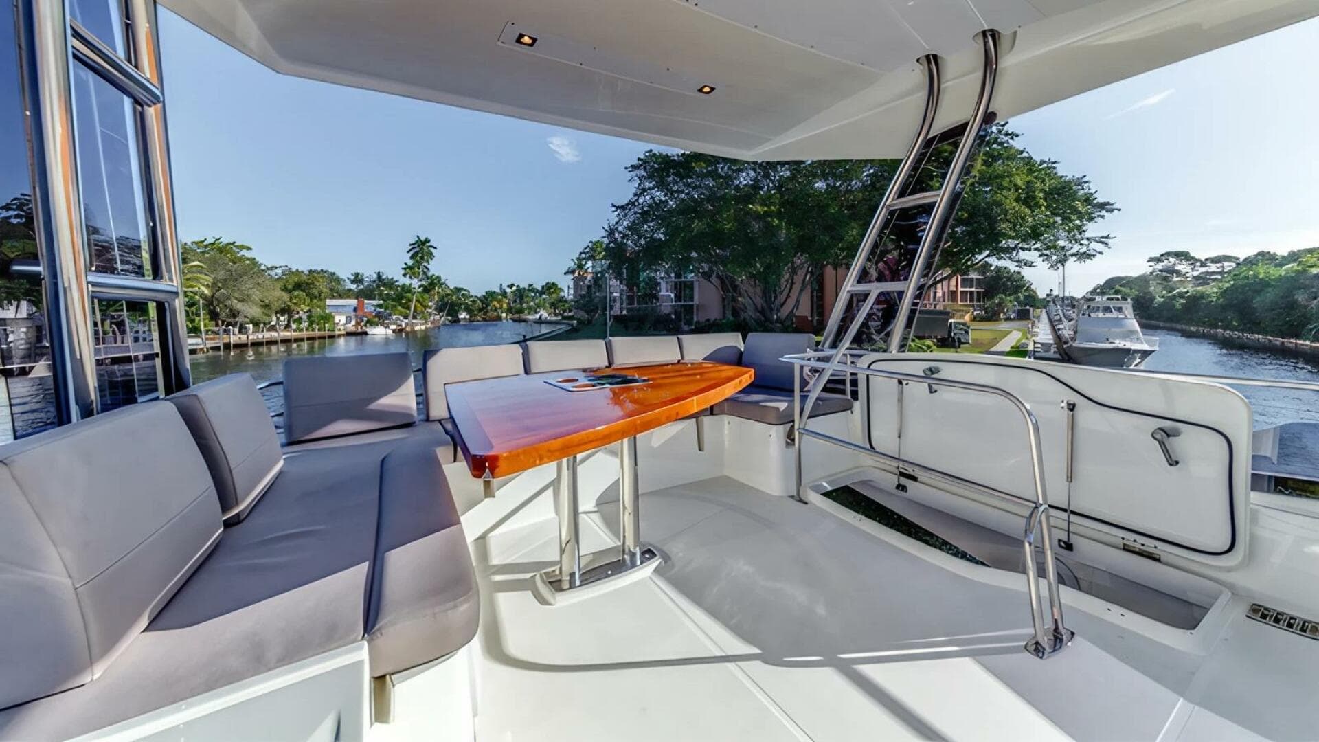 2018 Prestige — photo 4