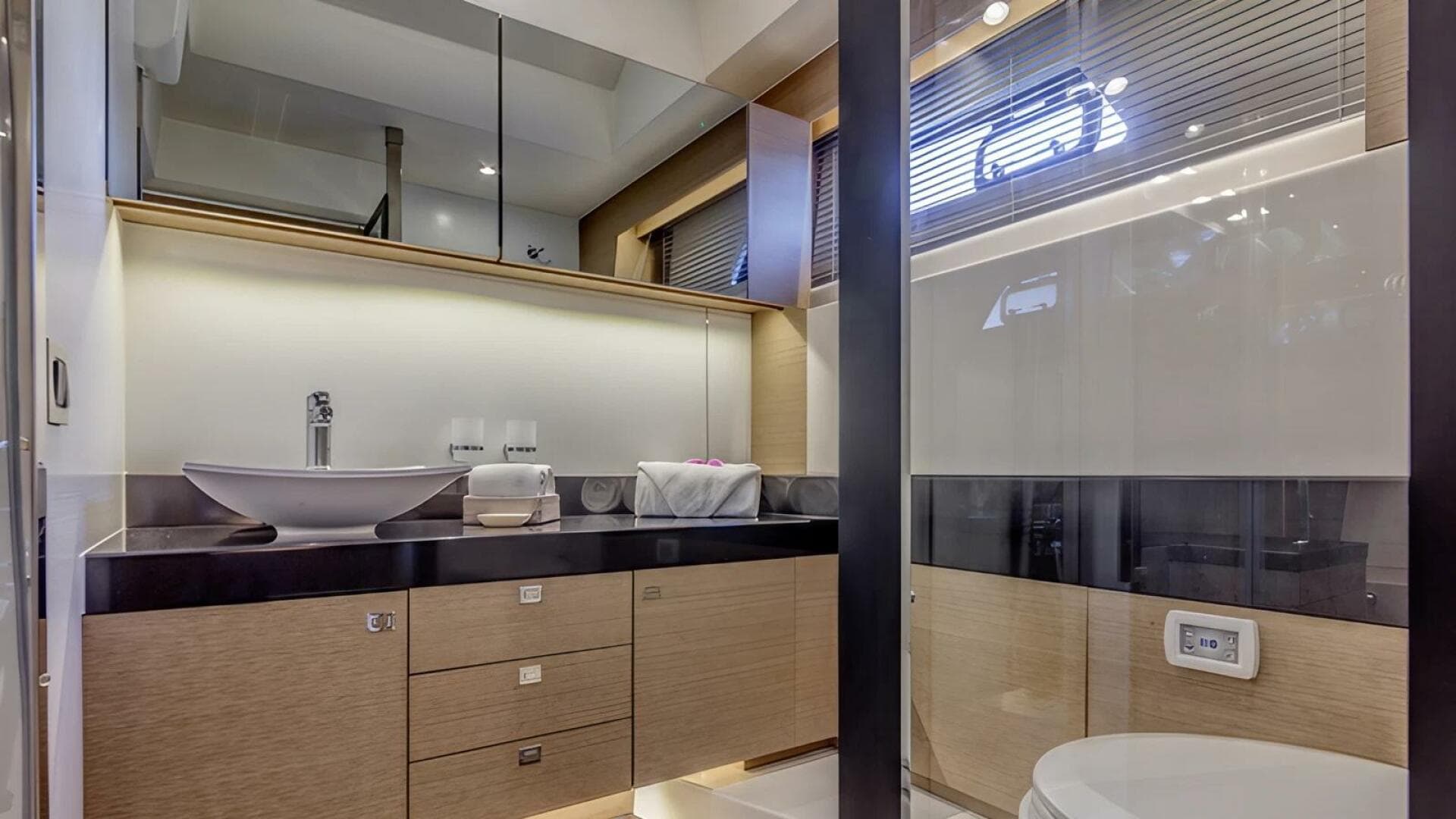 2018 Prestige — photo 11