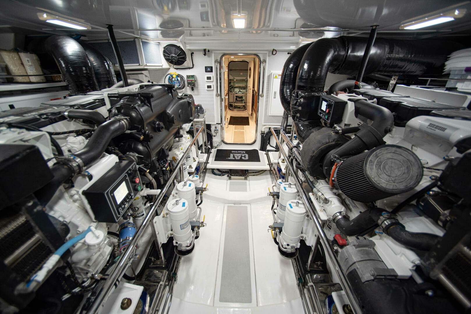 2023 Marlow Explorer 70E-Cb — photo 31