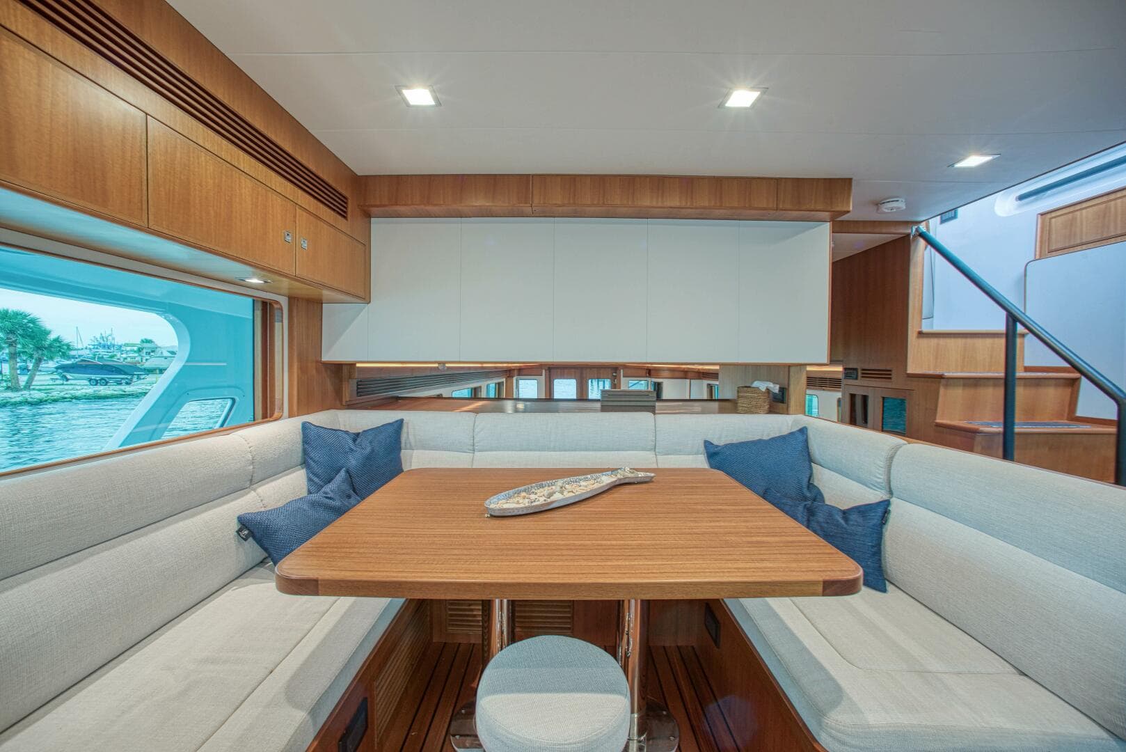 2023 Marlow Explorer 70E-Cb — photo 14