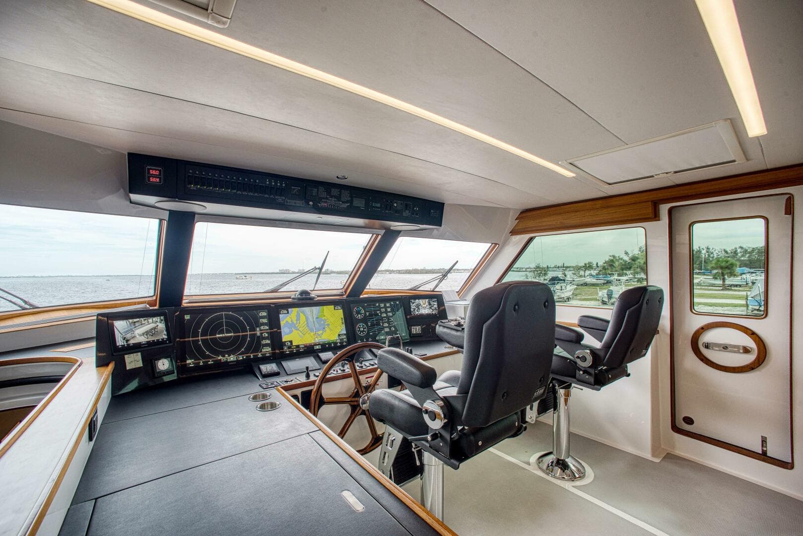 2023 Marlow Explorer 70E-Cb — photo 25