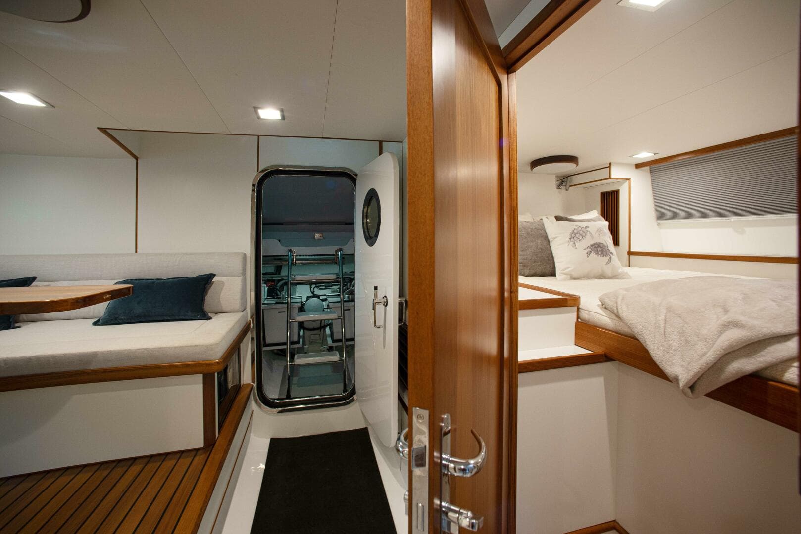 2023 Marlow Explorer 70E-Cb — photo 29
