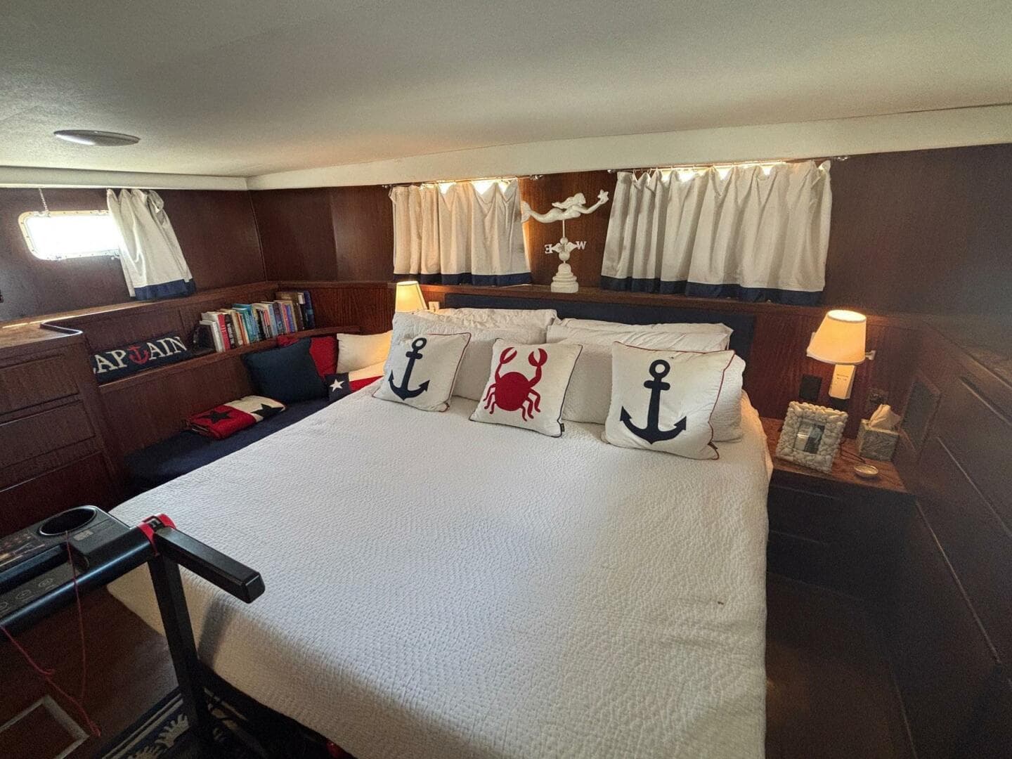 1987 Hatteras Flybridge — photo 21