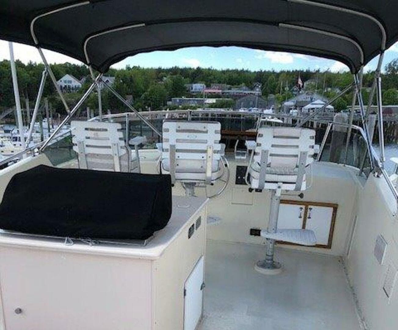 1987 Hatteras Flybridge — photo 28