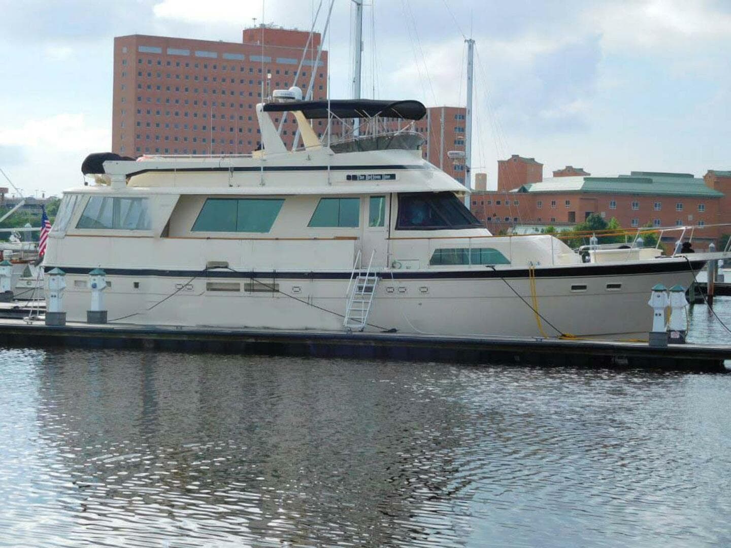 1987 Hatteras Flybridge — photo 48