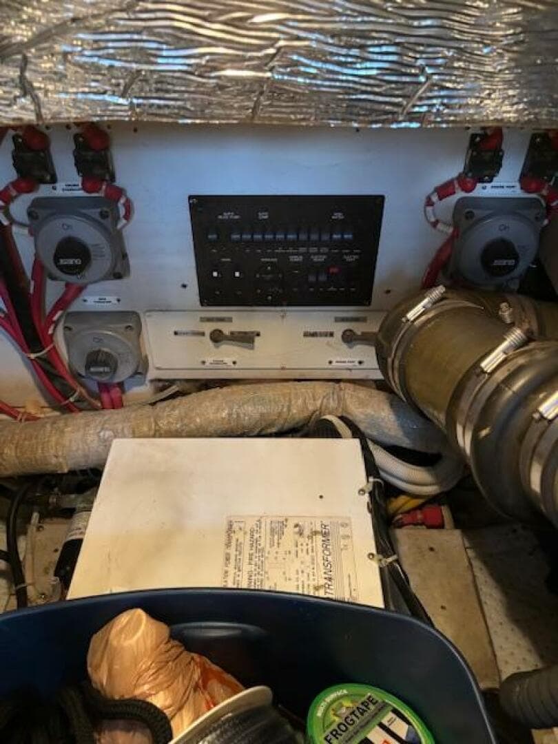 2006 Carver 43 — photo 149